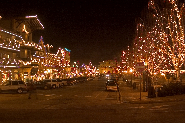 Leavenworth, Washington with Christmas Lights | Cary Ulrich ...